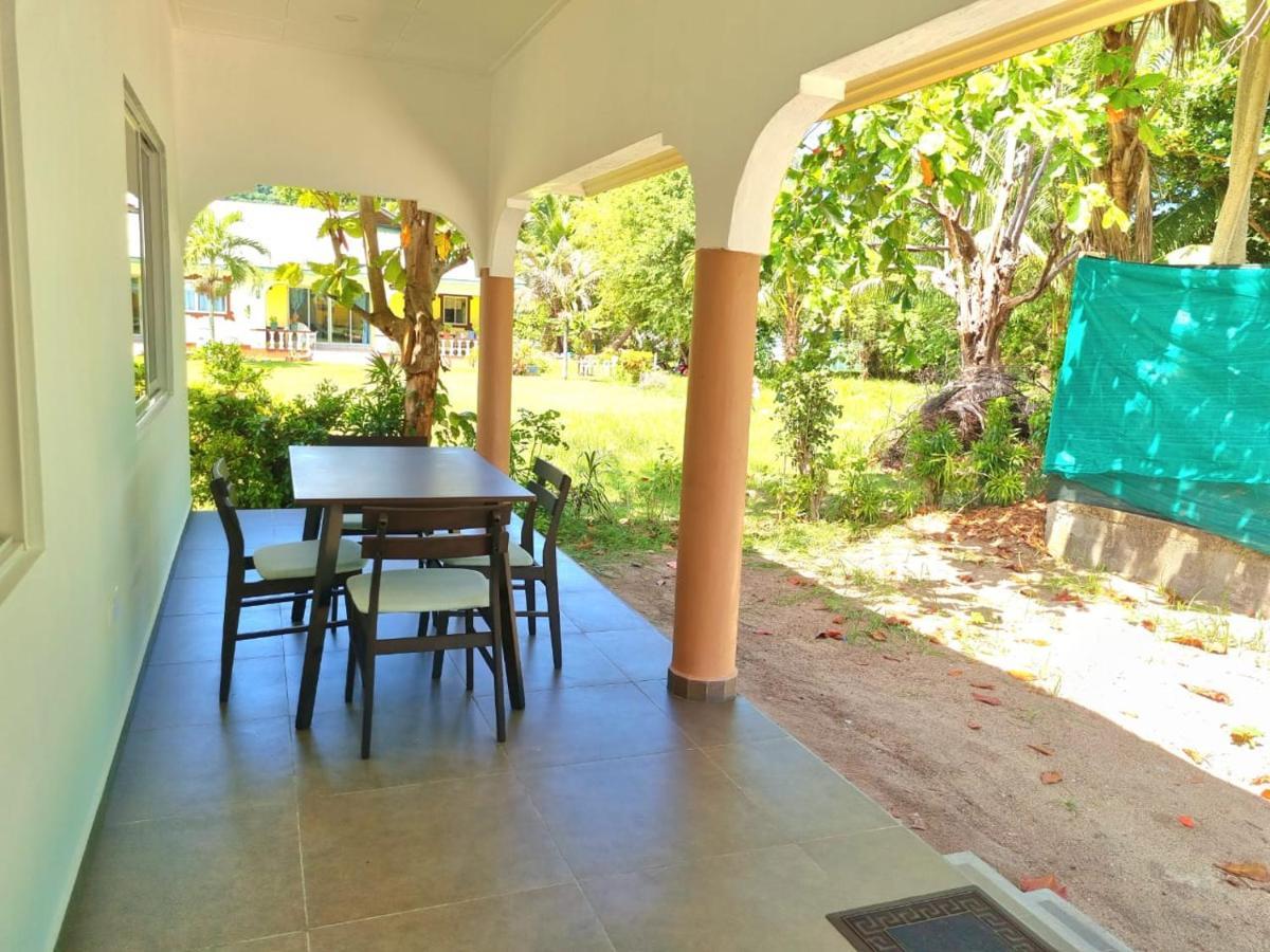 Le Nid De Bea Self-Catering Apartments La Digue Bagian luar foto