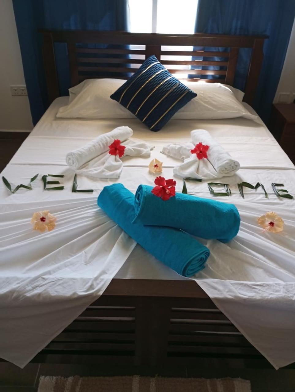 Le Nid De Bea Self-Catering Apartments La Digue Bagian luar foto